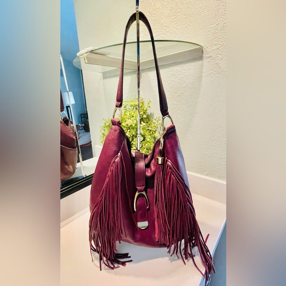 G.I.L.I. Burgundy Leather Hobo Handbag With Fringes
